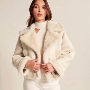 Abercrombie & Fitch Oversized Short Sherpa-Lined Vegan Leather Coat Jacket M